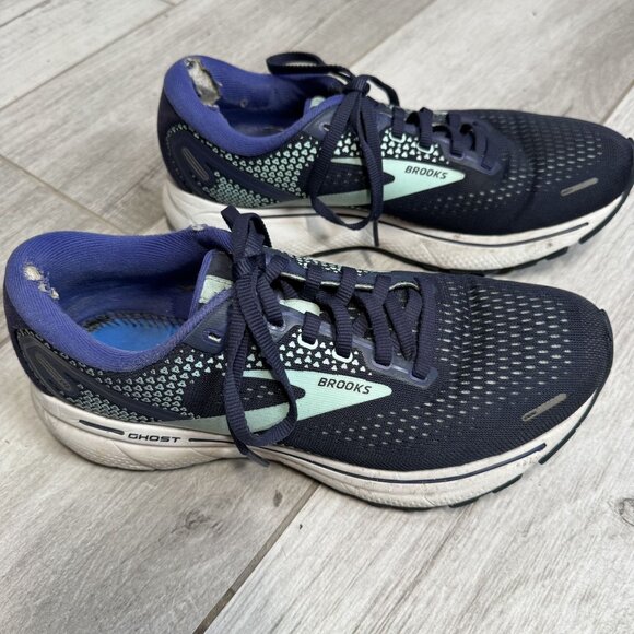 Brooks Navy and Mint Athletic Shoes - Picture 5 of 9